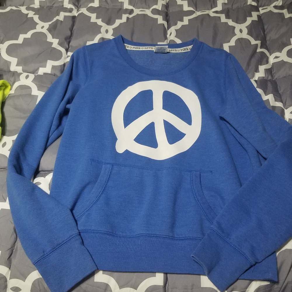 Victoria's Secret PINK Longsleeve